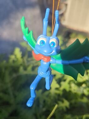 A BUG'S LIFE Hang Glider Flik Grolier Christmas Magic Disney Ornament 1998